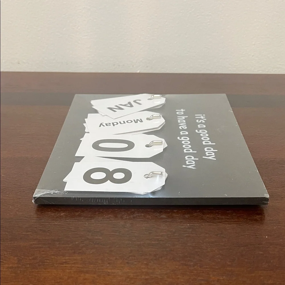 Black and White Perpetual Calendar